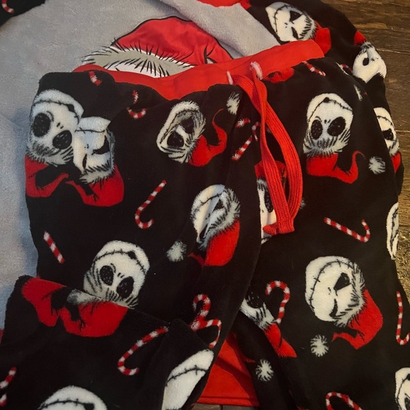 Nightmare Before Christmas PJ’s | XS - Picture 4 of 5